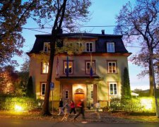 委内瑞拉关闭奥斯陆大使馆 马查多获诺贝尔奖后外交生变