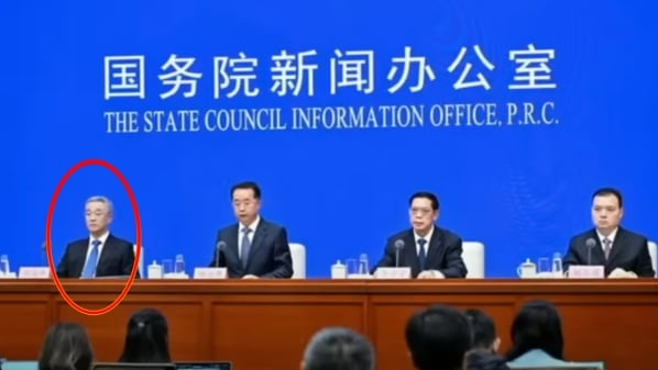 元老大局在握  张又侠枕戈待旦