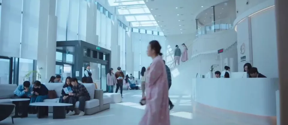 挤满生殖科的高龄夫妇,为什么非要生孩子?