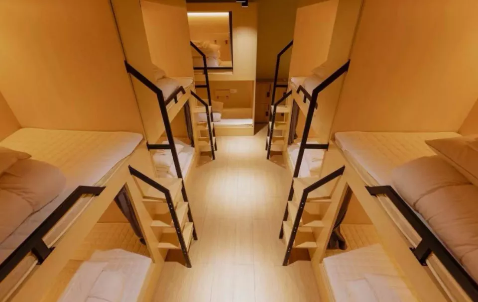 禁止40岁以上男性30岁以上女性预定特价房?酒店回应