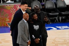 45岁姚明笑称「可领NBA养老金」上热搜!金额曝光羡煞网友