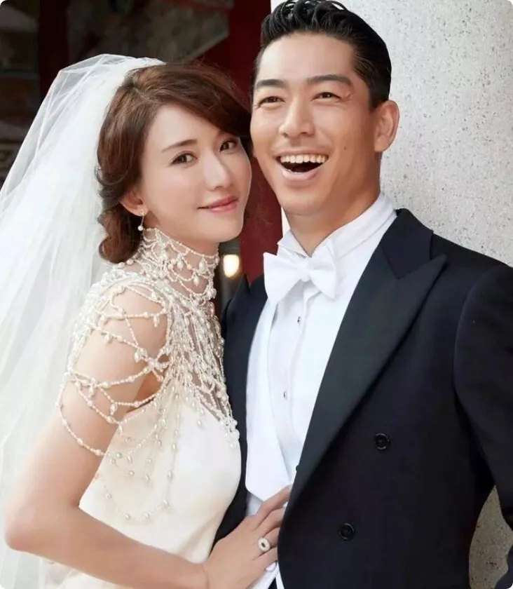 熊黛林老公基因真强大,熊黛林生了两个女儿都长得像他