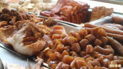 卤味摊生意不好!中国老板动歪脑筋「卤汁加罂粟壳」惨被抓包