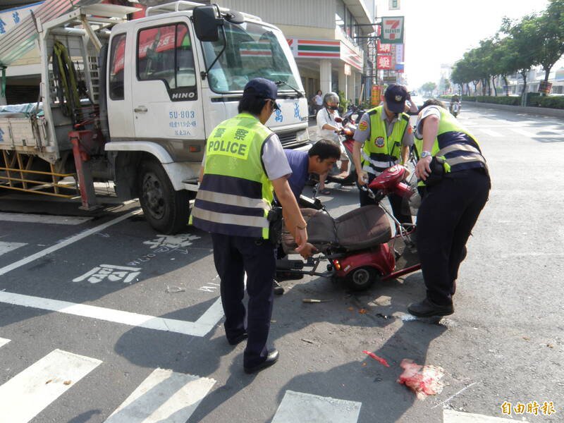 屏东县每10万人死亡数全国最高，高龄者交通事故死亡人数比率也偏高。示意照。（记者李立法摄）