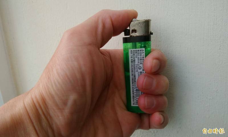 高雄李姓男子为了管教表妹起争执，竟泼洒汽油扬言放火。示意图（资料照）