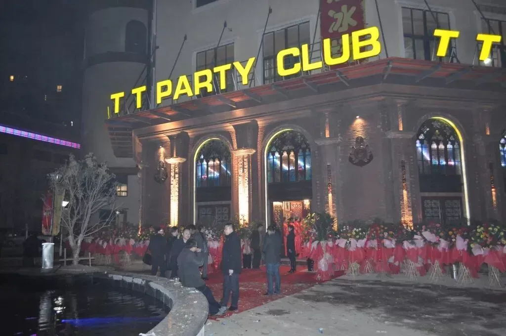 保安打人“案结事了”13年后：15人被公诉