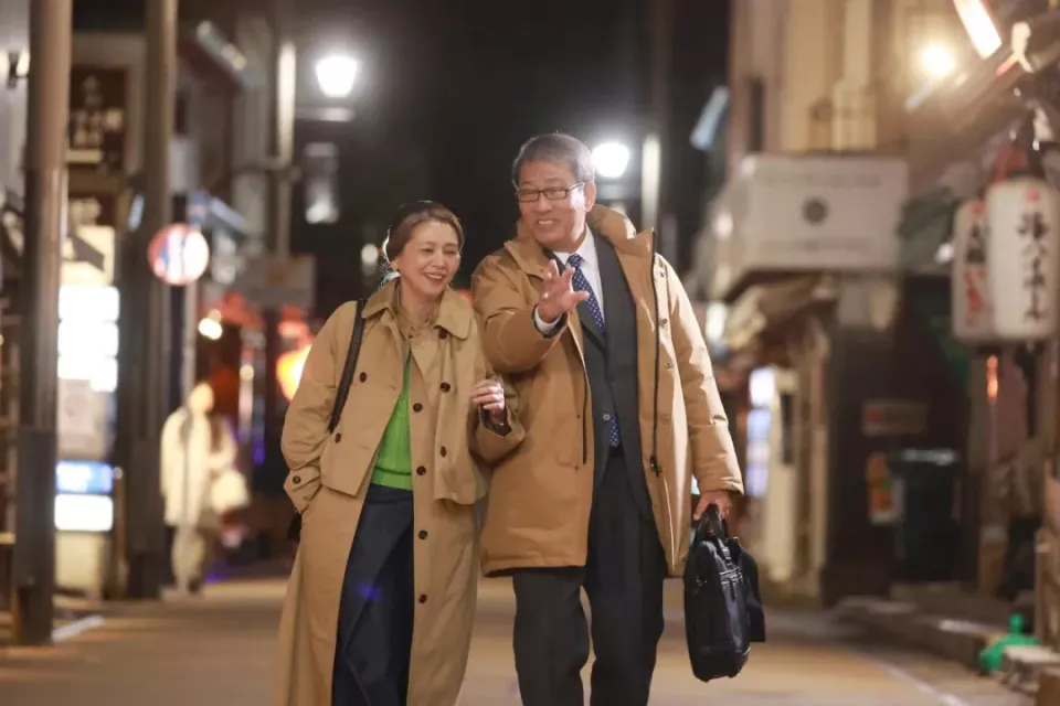 "活到老干到老"的日本人,50岁之后重新做打工人