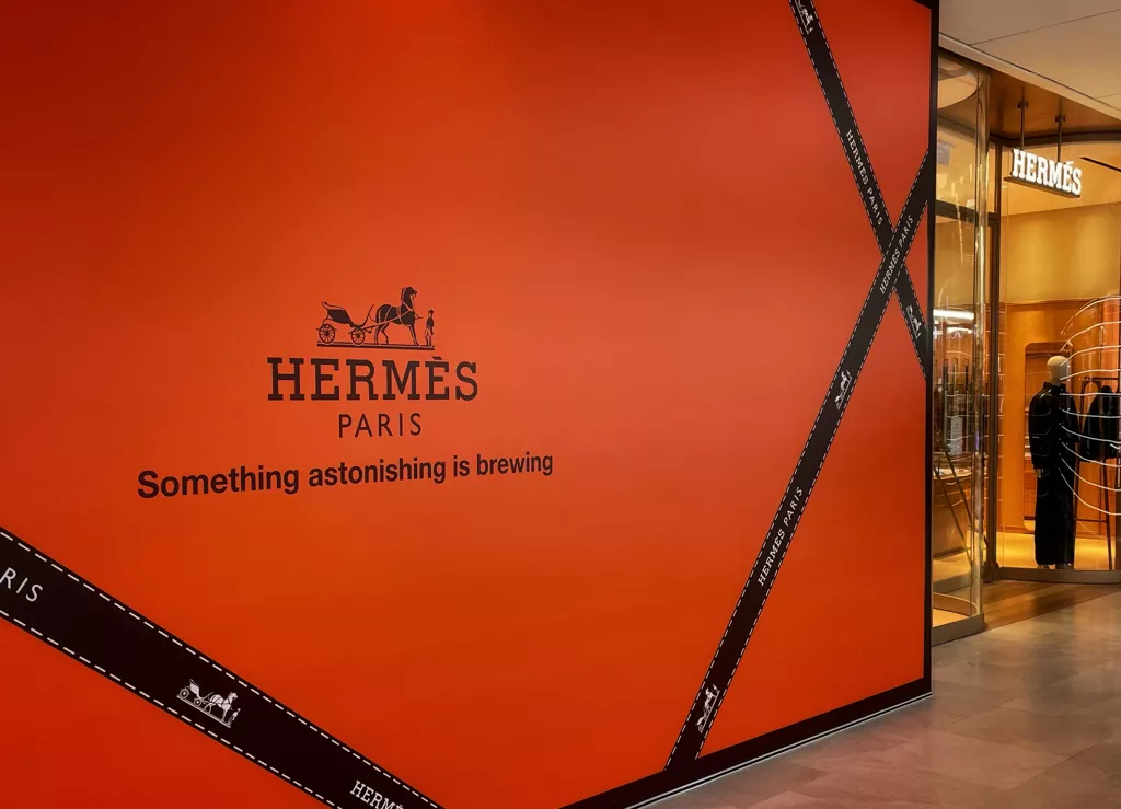 印度首富夫人秀$200万全球最贵爱马仕包 闪爆派对