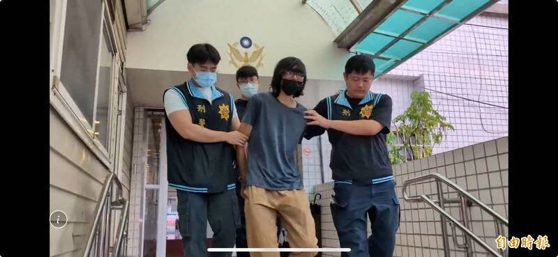 新北市新庄今年7月初发生人伦悲剧，29岁陈姓男子将去世父亲尸体装进行李箱，随意丢弃在大排，警方整整调阅一整个月的监视器，才将弃尸的陈男逮捕。（资料照）