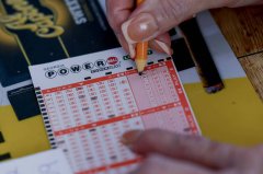 发现错了1个号码 美德州民众喜中彩金122亿