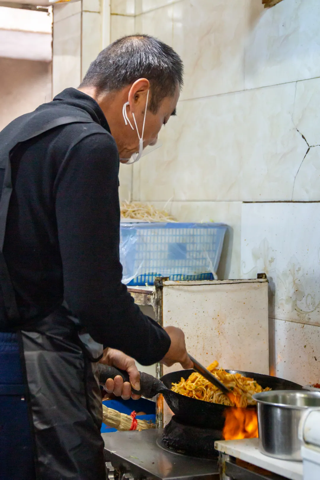 8种主食掺一起炒，被这种“顶级碳水”香晕了