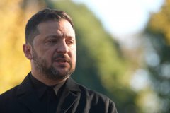 乌俄终战有望? 泽伦斯基松口:愿赴布达佩斯与川普、普廷三方会谈