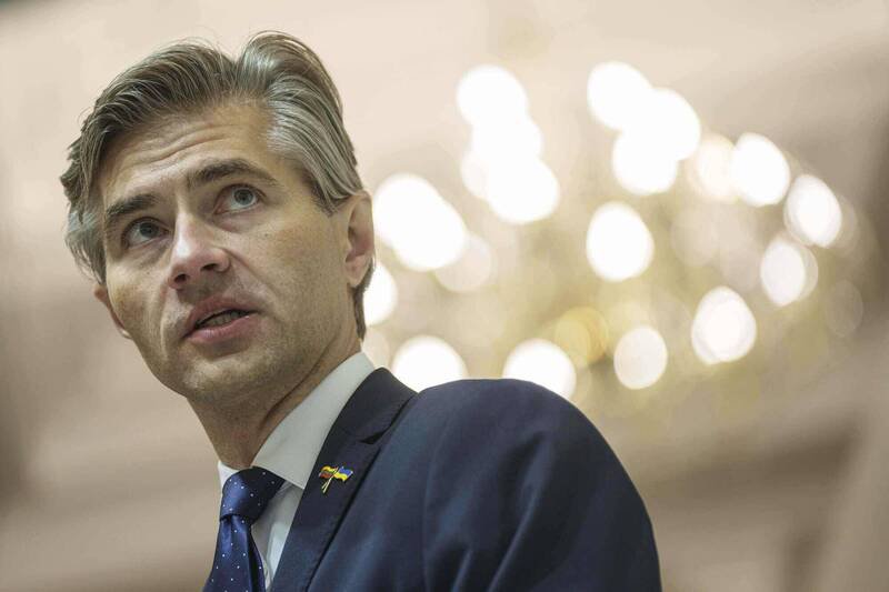 立陶宛外交部长布德里斯大酸普廷不受任何欧洲国家欢迎，唯一该去的是荷兰海牙国际刑事法院。（美联社）