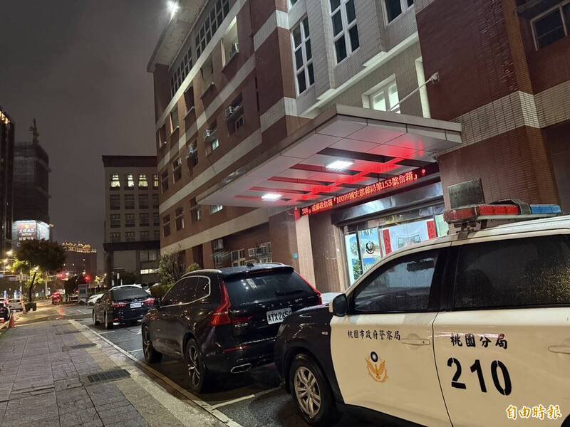 网路影音串流平台及社群出现帮派组合歌曲影像，引起桃园警方重视追查，宣示将严厉打击、压制黑帮气焰。（记者余瑞仁摄）