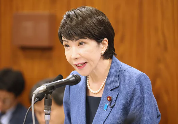 高市早苗是谁?从重金属鼓手到自民党铁娘子