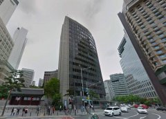 首尔中心大厦窜火 传10工人受困屋顶