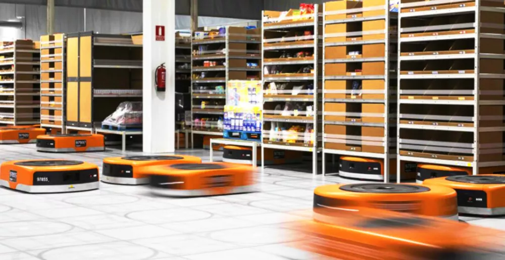 亚马逊自动化愿景被:用好机器人可少雇60万美国工人