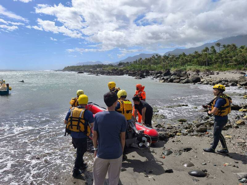 成功消防分队到救援。（台东县消防局提供）