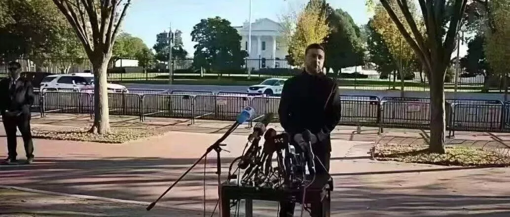 泽连斯基和他的国家,比书店还艰难