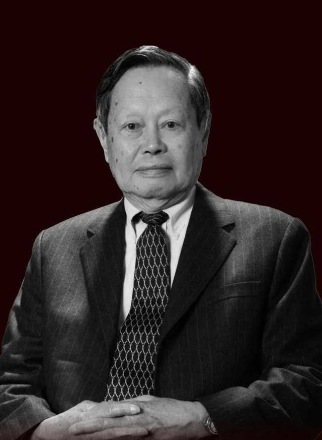 杨振宁三大终身遗憾:22岁小舅子在他家自尽 父亲至死都未原谅他