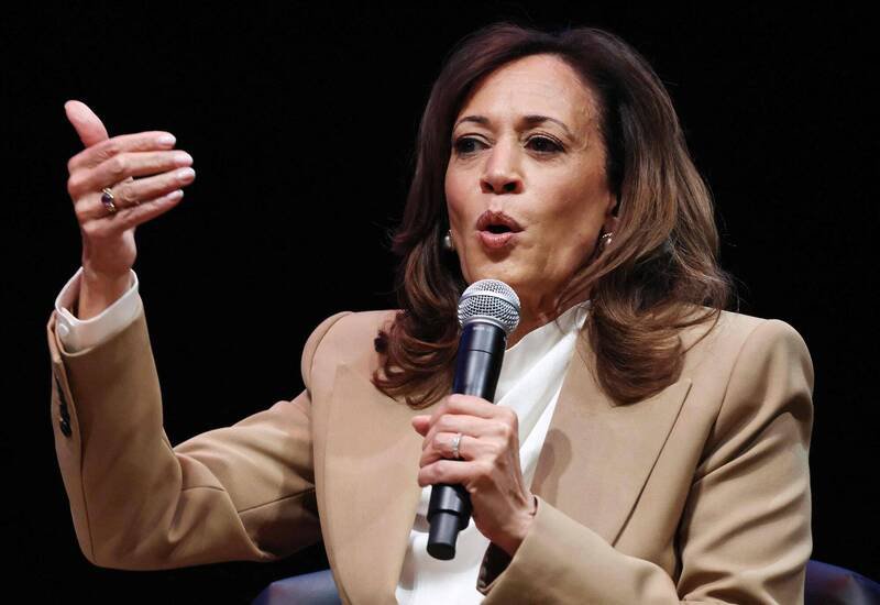 前美国副总统、2024年民主党总统候选人贺锦丽暗示，正考虑再度竞选总统。（法新社档案照）