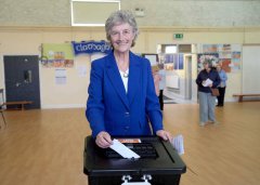 爱尔兰总统大选 左翼独立人士康诺利笃定胜出