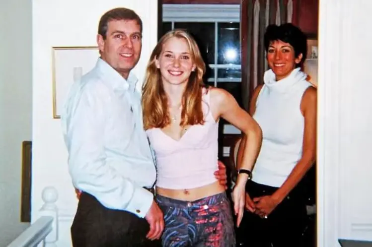 将英国王子拉下“神坛” 她说：这不是什么桃色故事