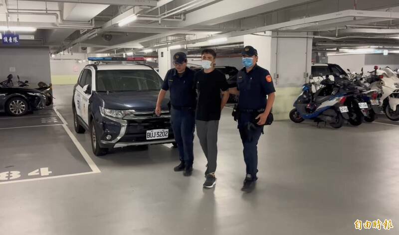 男子李丛安2012年曾犯下2死命案，今年9月疑吸毒后勒索律师邻居不成，持开山刀砍人。（资料照）