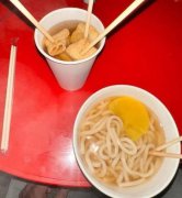 吃这样要235元! 南韩节庆摊商宰客引争议