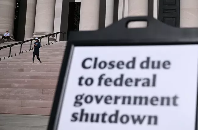 4200万美国人断粮危机 11月停发粮食券 各州炸锅！