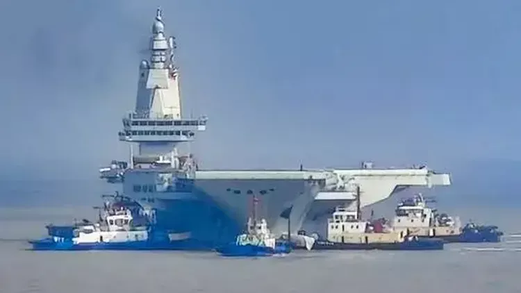 美退将评中国最强“福建号”:战力不及50年老航母6成