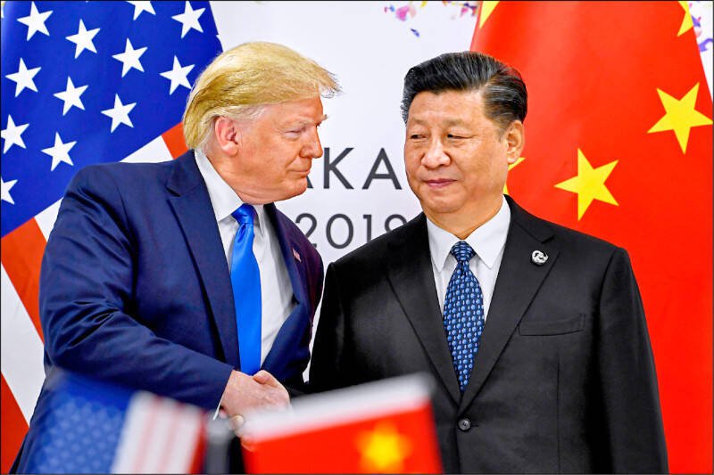 川普预计将于30日与中国国家主席习近平在APEC峰会场边会晤。（美联社档案照）