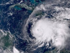 今年最强!5级飓风梅丽莎280km/h强风扑牙买加 美通报侨民急撤