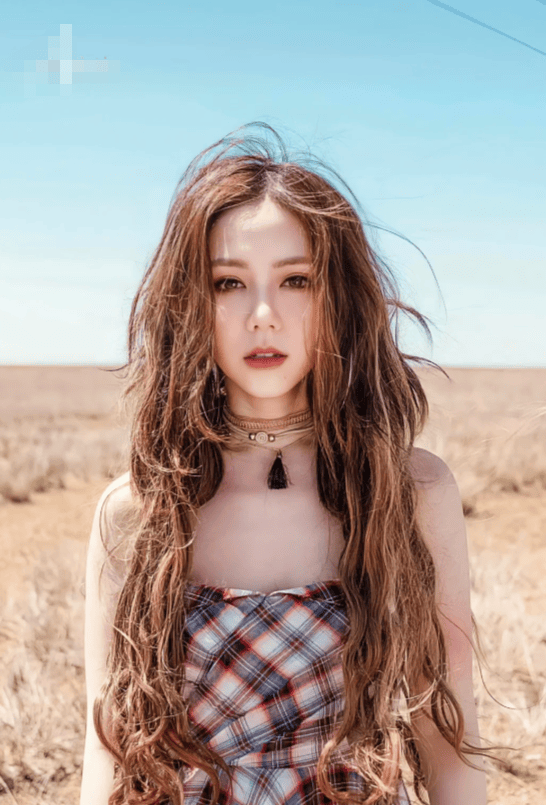 几个八卦:肖战、赵丽颖、加戏女、杨紫、热巴、白鹿、张子枫……