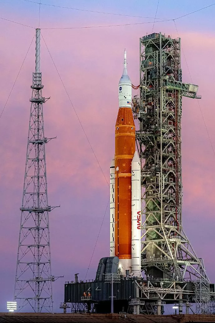 美国拼抢重返月球第一步,第二步尚无着落