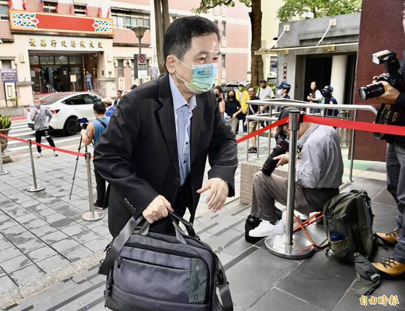 台北地院审理前台北市长柯文哲等人涉京华城容积等弊案，今日下午勘验台北市前都发局长黄景茂去年9月13日在台北地检署的部分侦讯录影片段。（记者罗沛德摄）