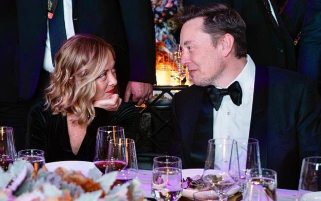 清纯干练,意女总理梅洛尼19岁时容颜曝光 清纯干练,意女总理梅洛尼19岁时容颜曝光