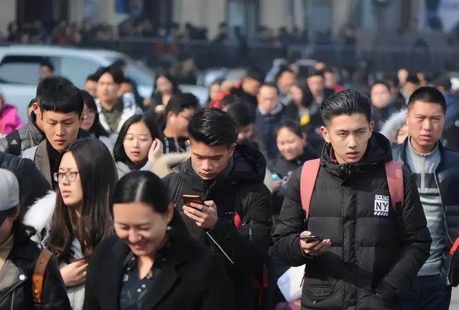 年轻人正逃离“魔都”上海 真相很扎心 年轻人正逃离“魔都”上海 真相很扎心