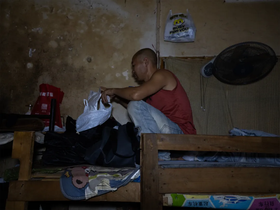 8元旅店，流离人生