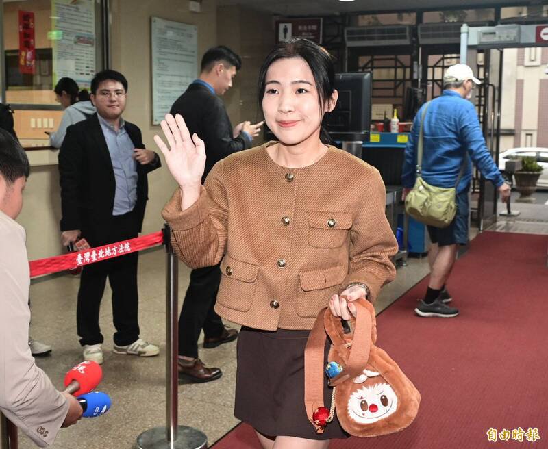 徐巧芯今出庭。(记者王艺菘摄) 徐巧芯今出庭。(记者王艺菘摄)