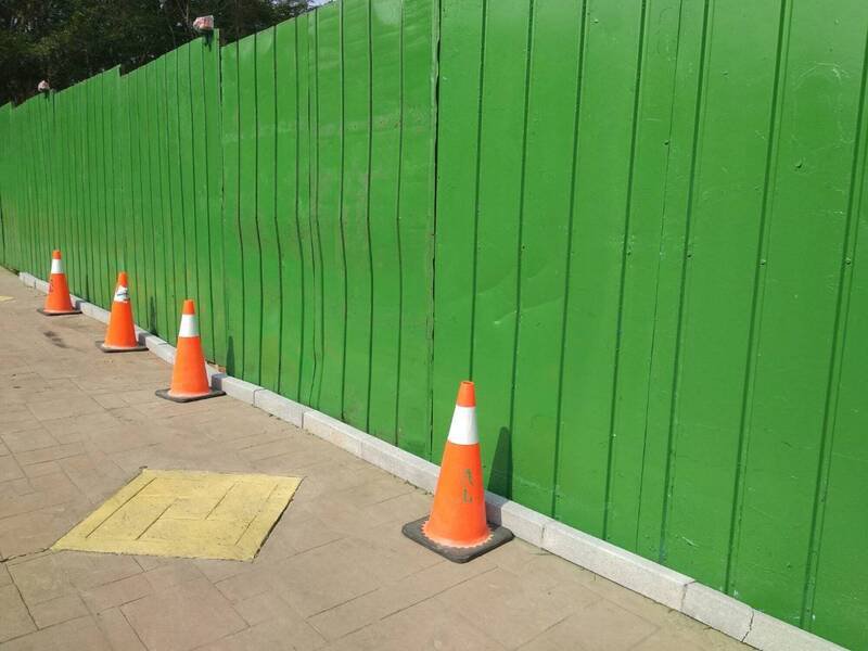 台中市北区1处大楼工地今（3）日下午惊传坠楼意外，一名54岁杨姓冷气安装工人疑似施工时重心不稳，从18楼高处坠落至2楼露台死亡。示意图，非当事工地。（资料照）