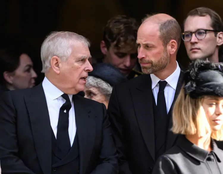 传出手清理门户？安德鲁被拔头衔+驱逐 威廉发声了