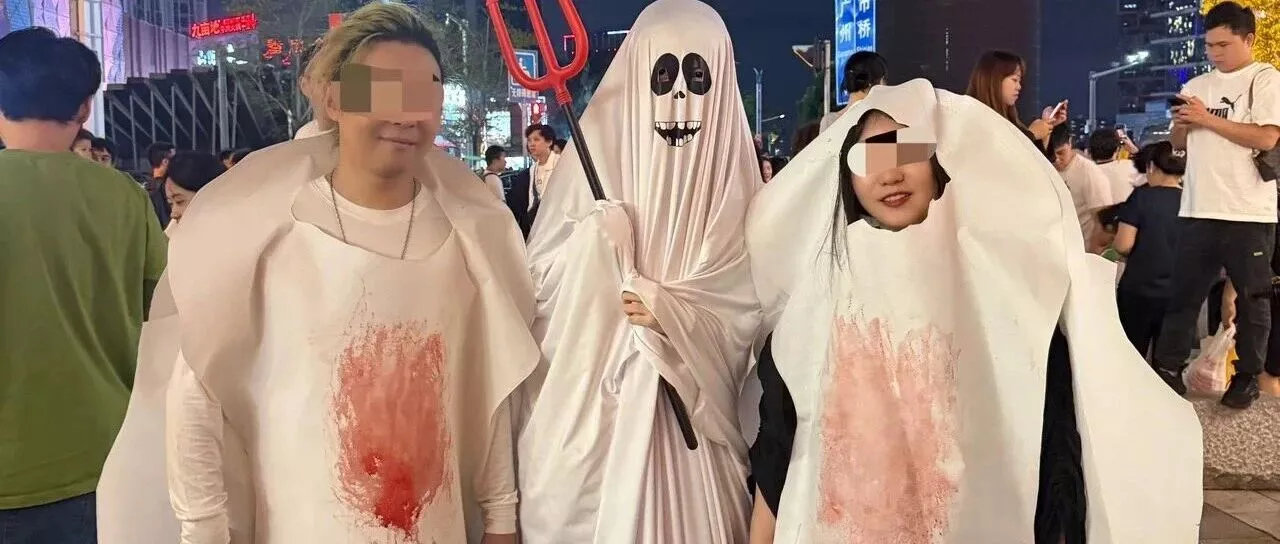 咦,这条卫生巾上的经血怎么不是蓝色的?