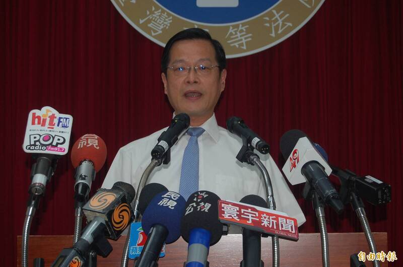 最高法院法官周盈文（见图）昨在法官办公室昏倒送医急救，北市律师职业工会今日指出，「法官过劳是国安问题」，提出「具体提升司法预算」等5项司改之道。（资料照）