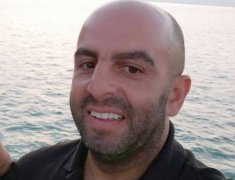 英国火车砍人案列车员救人命危! 警调监视器直夸英勇:他是英雄