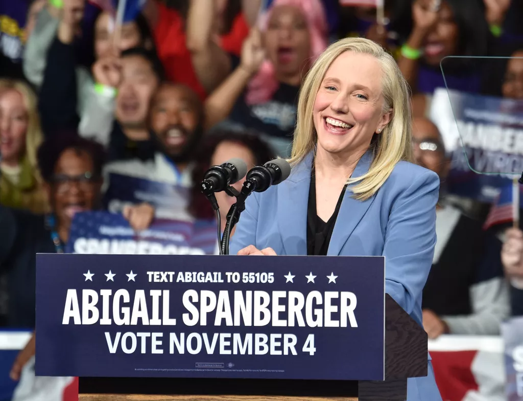 民主党大胜!川普重返白宫首次地方选举三连败