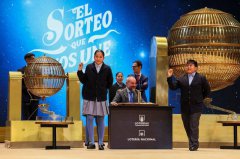 西班牙耶诞「大胖子乐透」涨25% 头彩同步提高为50万欧元
