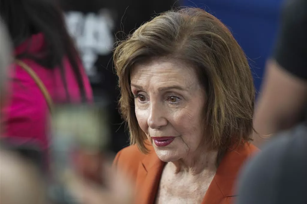 佩洛西退休掀民主党世代革命 年轻人促老将让位