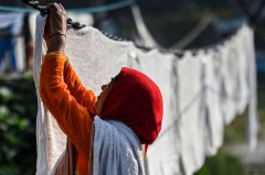 晒棉被有尘螨烤焦味? 科学揭「太阳味」真正形成原因