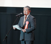 中国驻日战狼威胁高市早苗:胆敢插手台海就斩断你们肮脏的脖子!